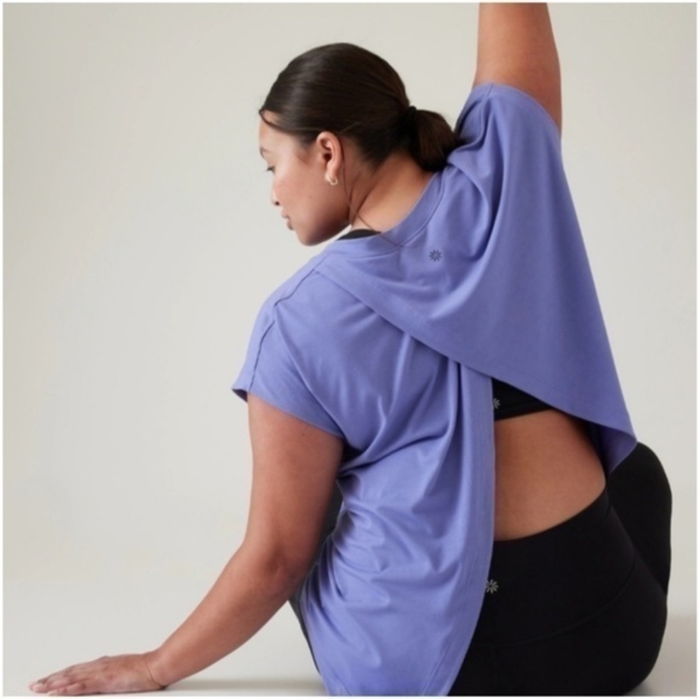 Athleta Essence Away From Body Purple Tee Women’s Size 2X New